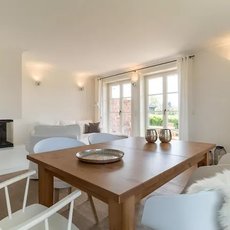 Reetdachhaus Seaside Reetdachhaus Seaside Nyaraló *